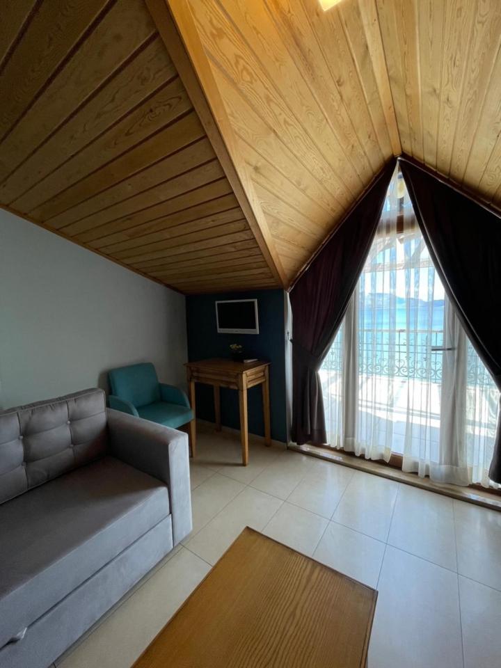 Veziroğlu Apart Otel Datça